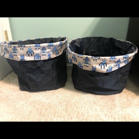 Thirty one blue robot baskets x2 kids